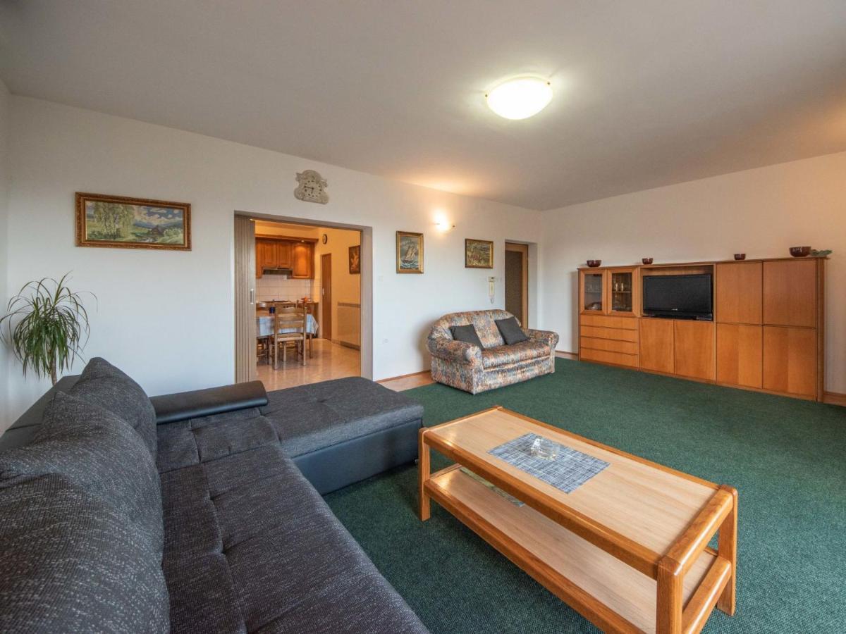 Apartment Nives-2 By Interhome Ičići Eksteriør billede